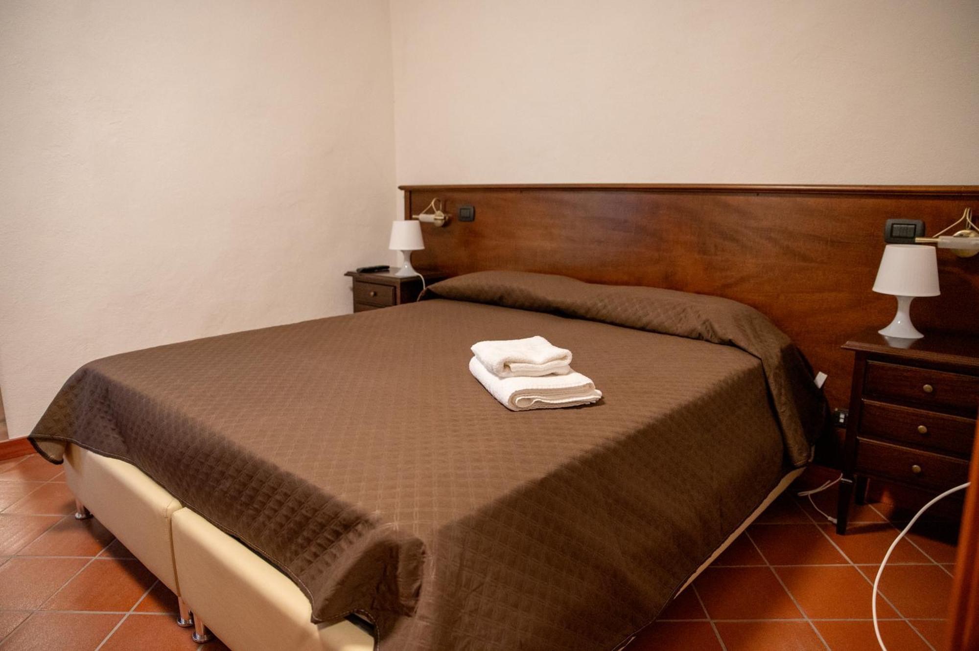 Dimora Del Borgo Affittacamere 桑吉内托 外观 照片