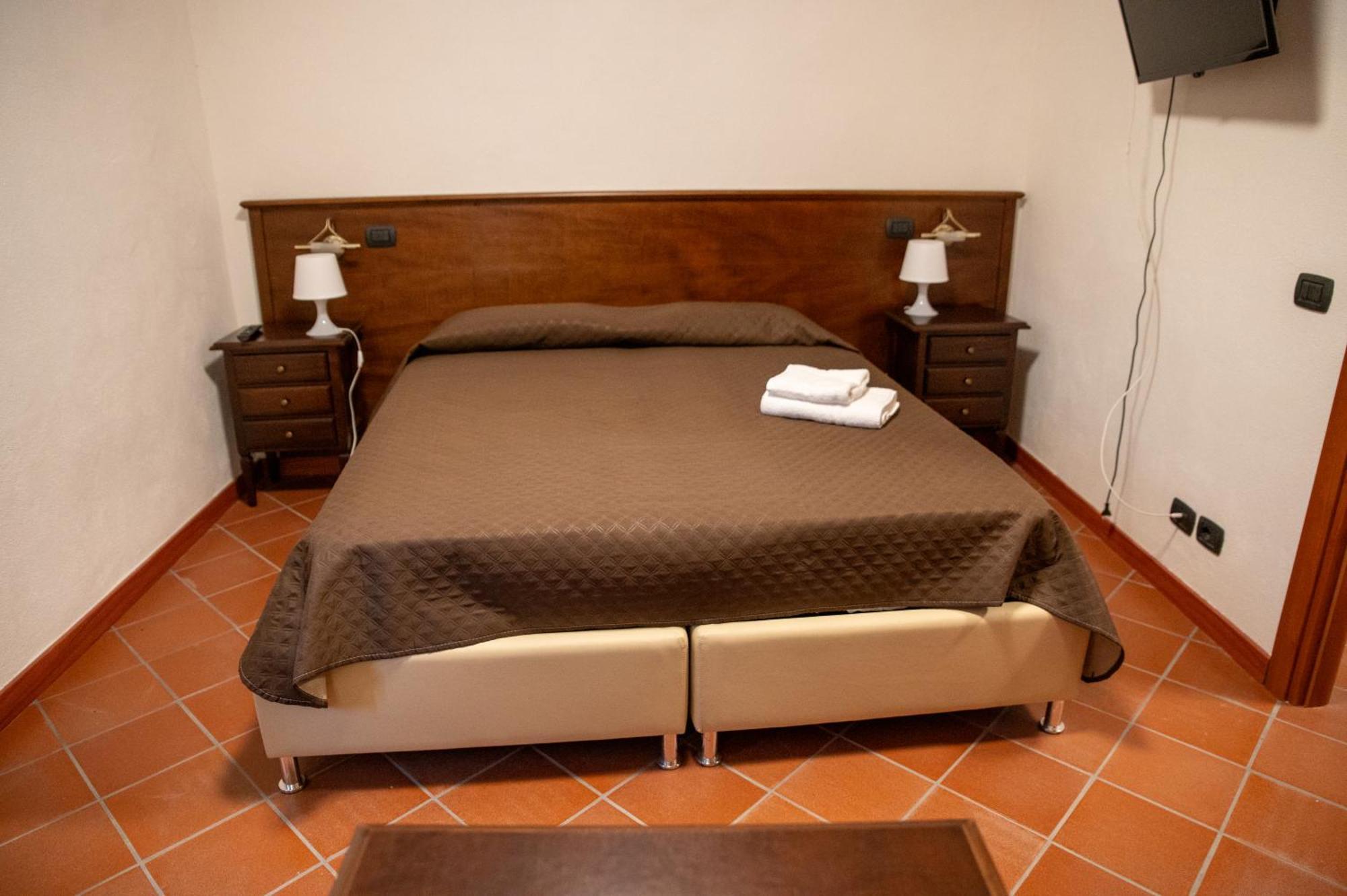 Dimora Del Borgo Affittacamere 桑吉内托 外观 照片